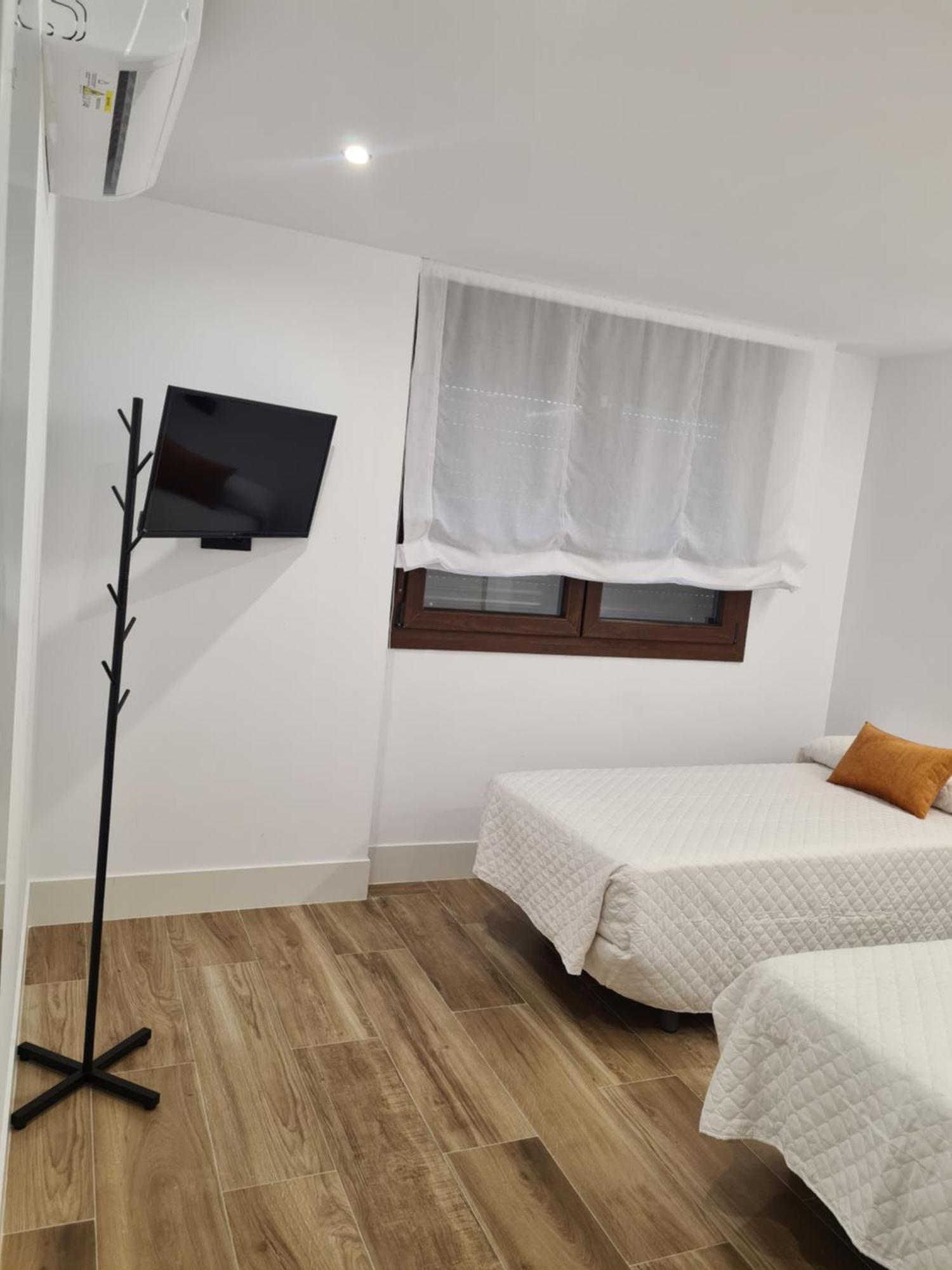 1º B Apartamento Juan Robledo En Centro Ciudad Andújar Eksteriør billede